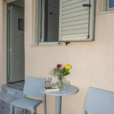 게스트하우스 Tasos 3*