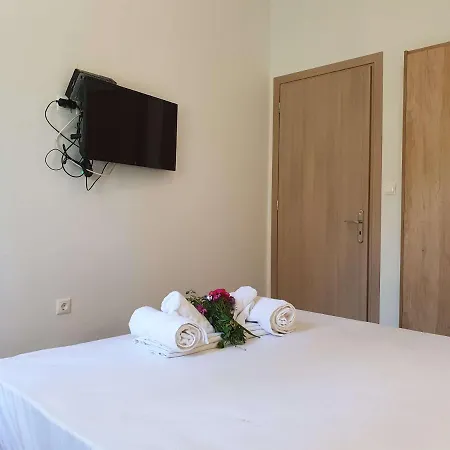 게스트하우스 Tasos 3*