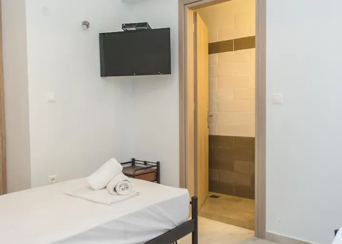 Guest house Tasos Stoupa